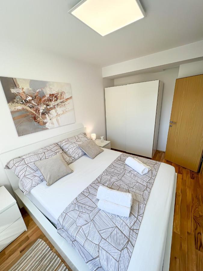 Holiday Star Apartment Trogir Exterior photo